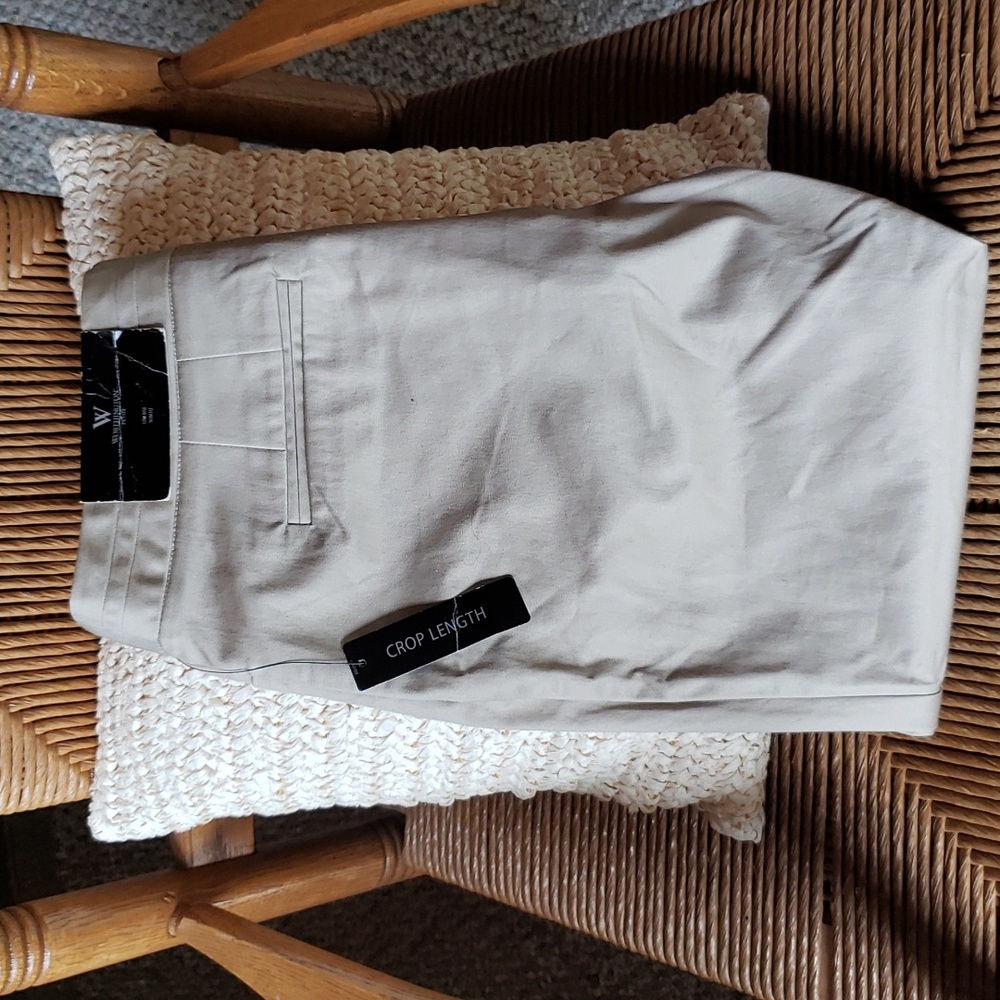 Worthington low rise, slim fit, crop slacks, size 8P